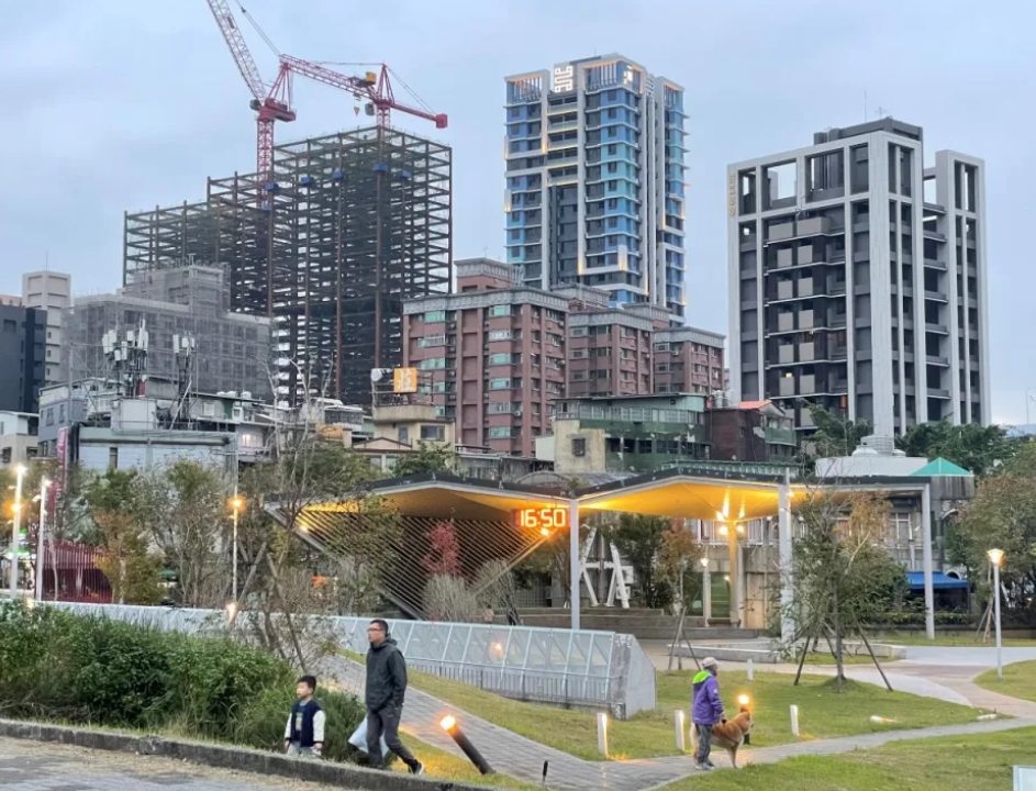 【房地產週報】2024房市大逆轉！總銷2.56兆創新高、明年恐量縮價跌15% 專家曝未爆彈是它