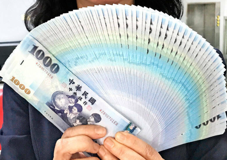 及時雨來了！勞保紓困貸款今開辦 每人最高可貸10萬元